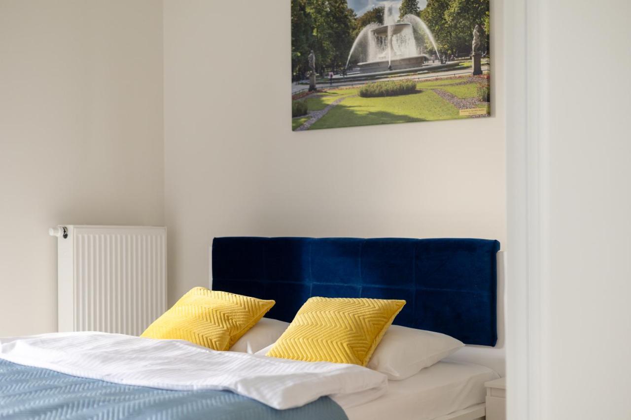 Wola Chic Blue Apartment وارسو المظهر الخارجي الصورة